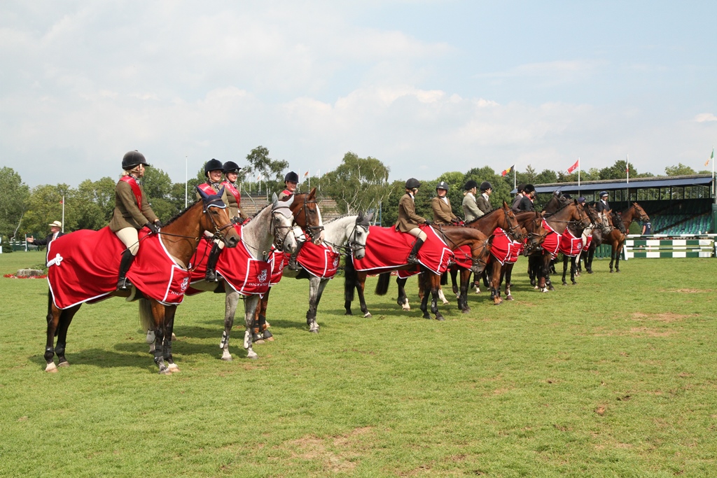 Line up pony clubs (c) Julian portch - Copy.jpg