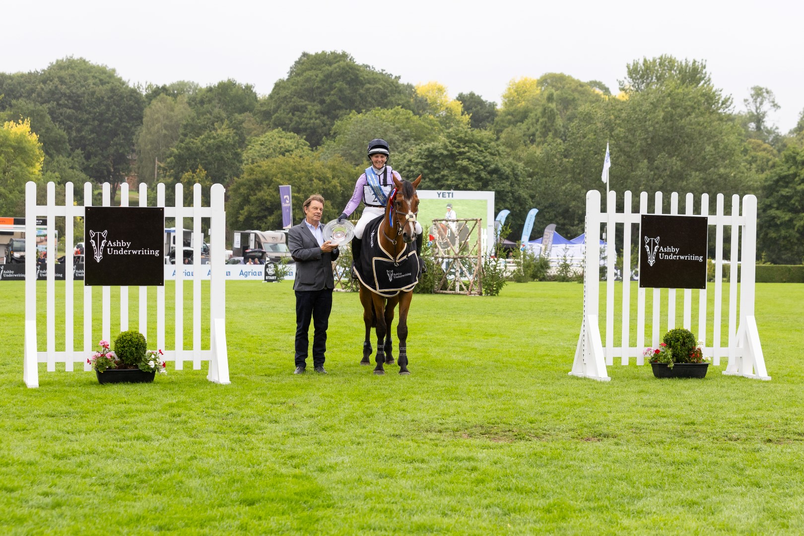 Gemma Stevens And Cooley Park Muze B&H (19) (Large)