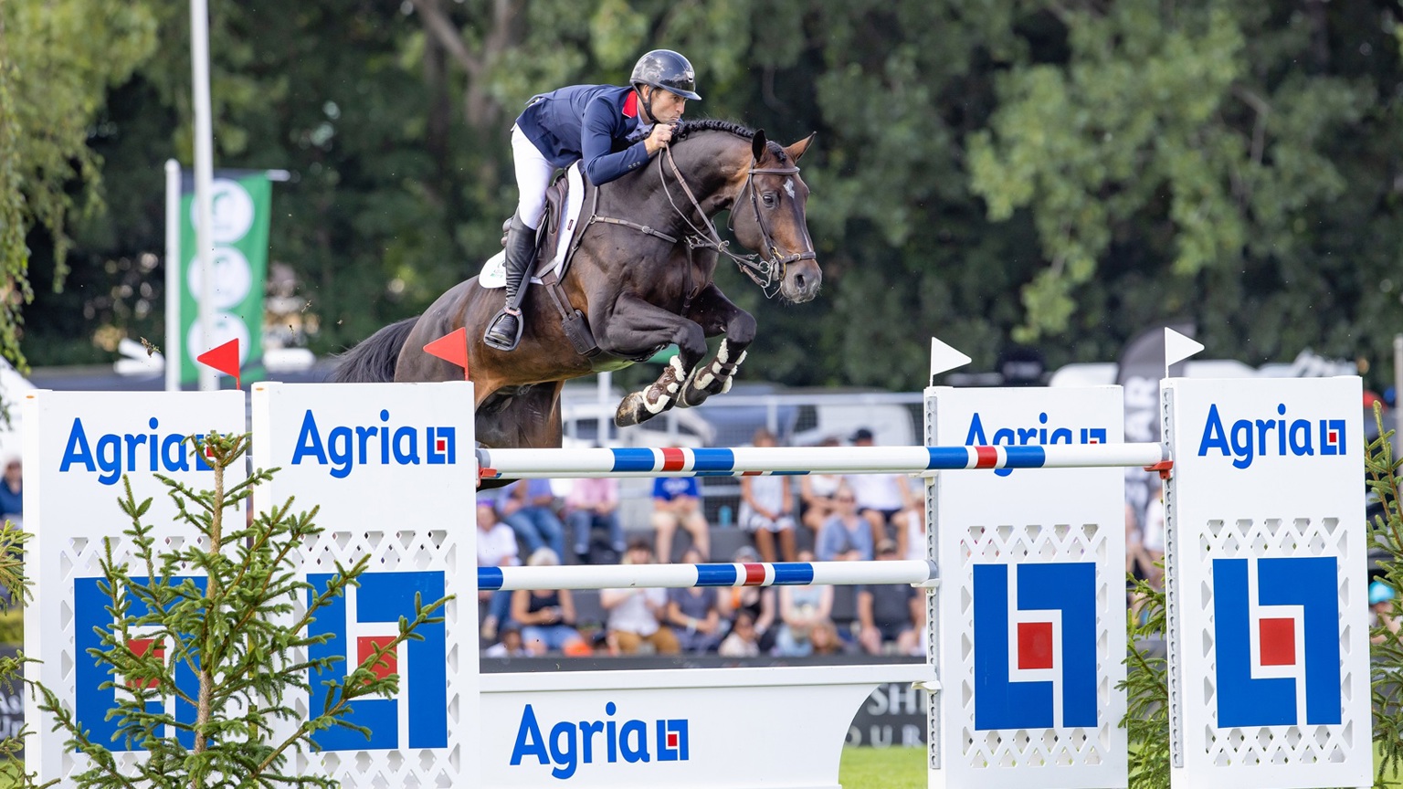 Adrian Whiteway and Chacco Volo - B&H (3).jpg