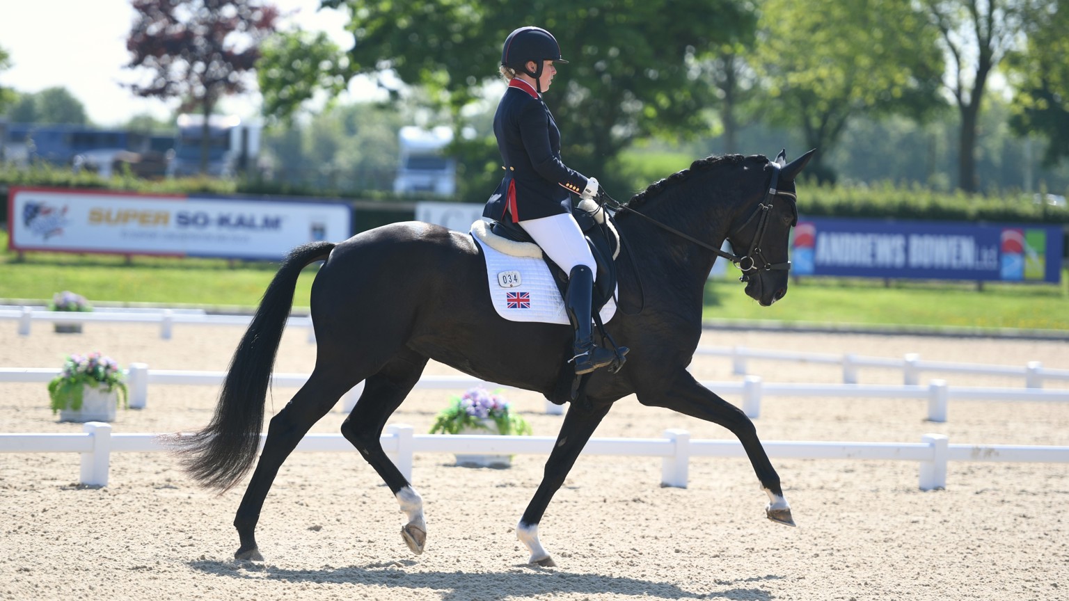 Sophie Wells & Ljt Egebjerggards Samoa C Spidge (2)