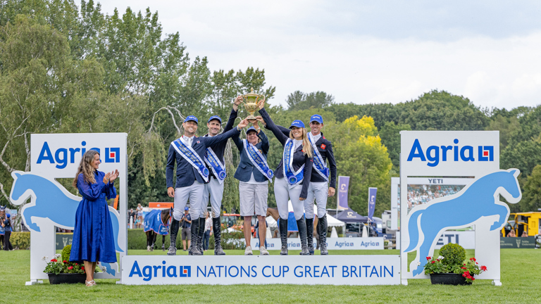 LOW RES_TEAM GB_PRICE GIVING_ PRESENTATION_NATIONS CUP-4.jpg