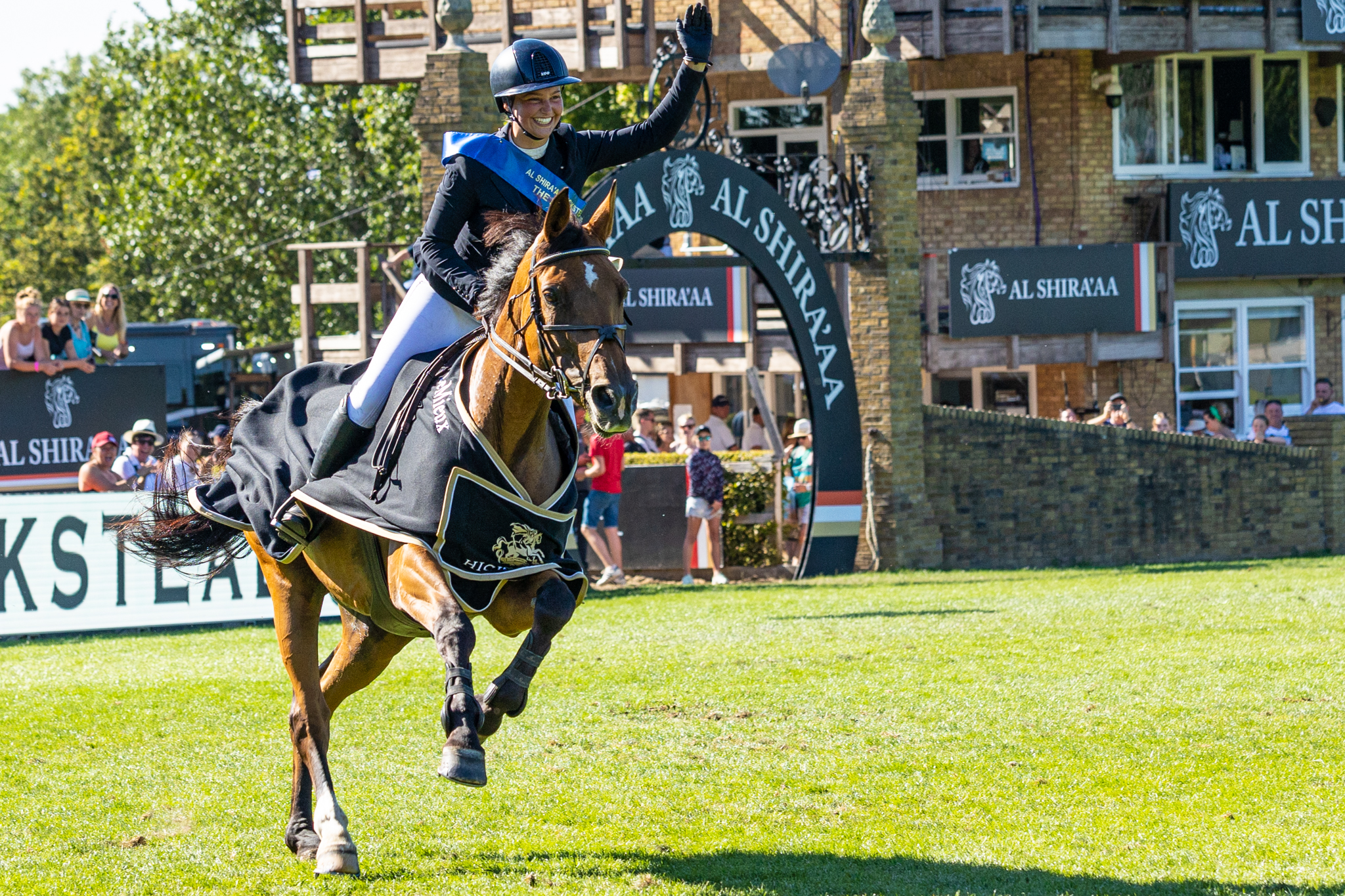 Ella Dalton & Quality Rubies N Diamonds (10)