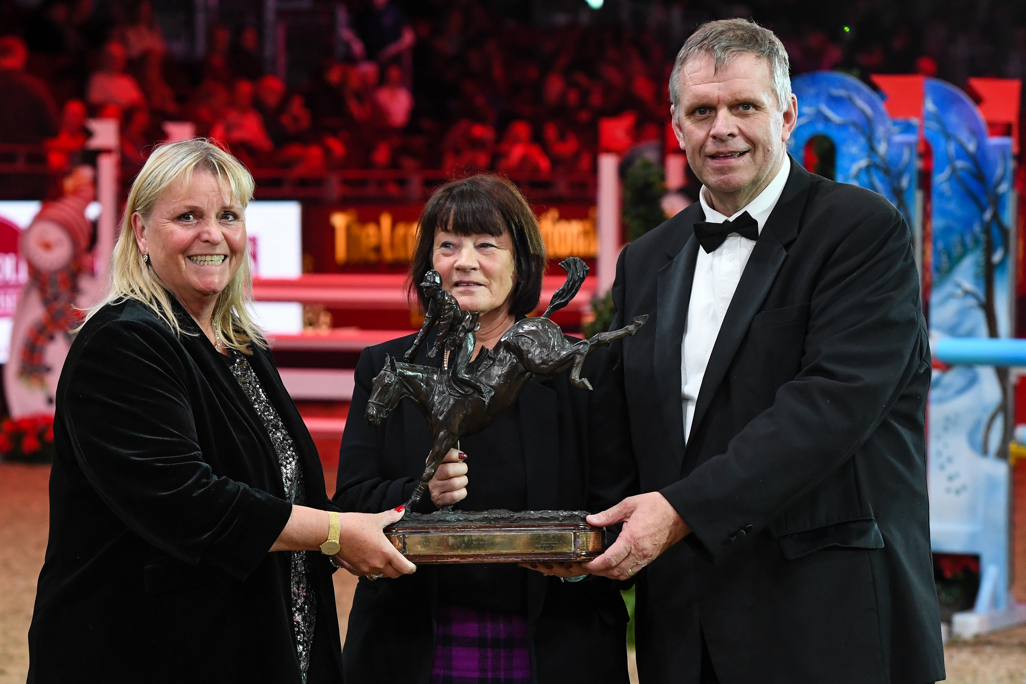 Ryan's Son Trophy LIHS PN22 61509 (002)